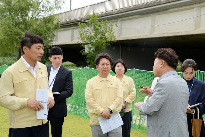 광주 서구의회 기획총무위원회 현장방문 활동. [사진=광주 서구의회] 2025.06.20 hkl8123@newspim.com